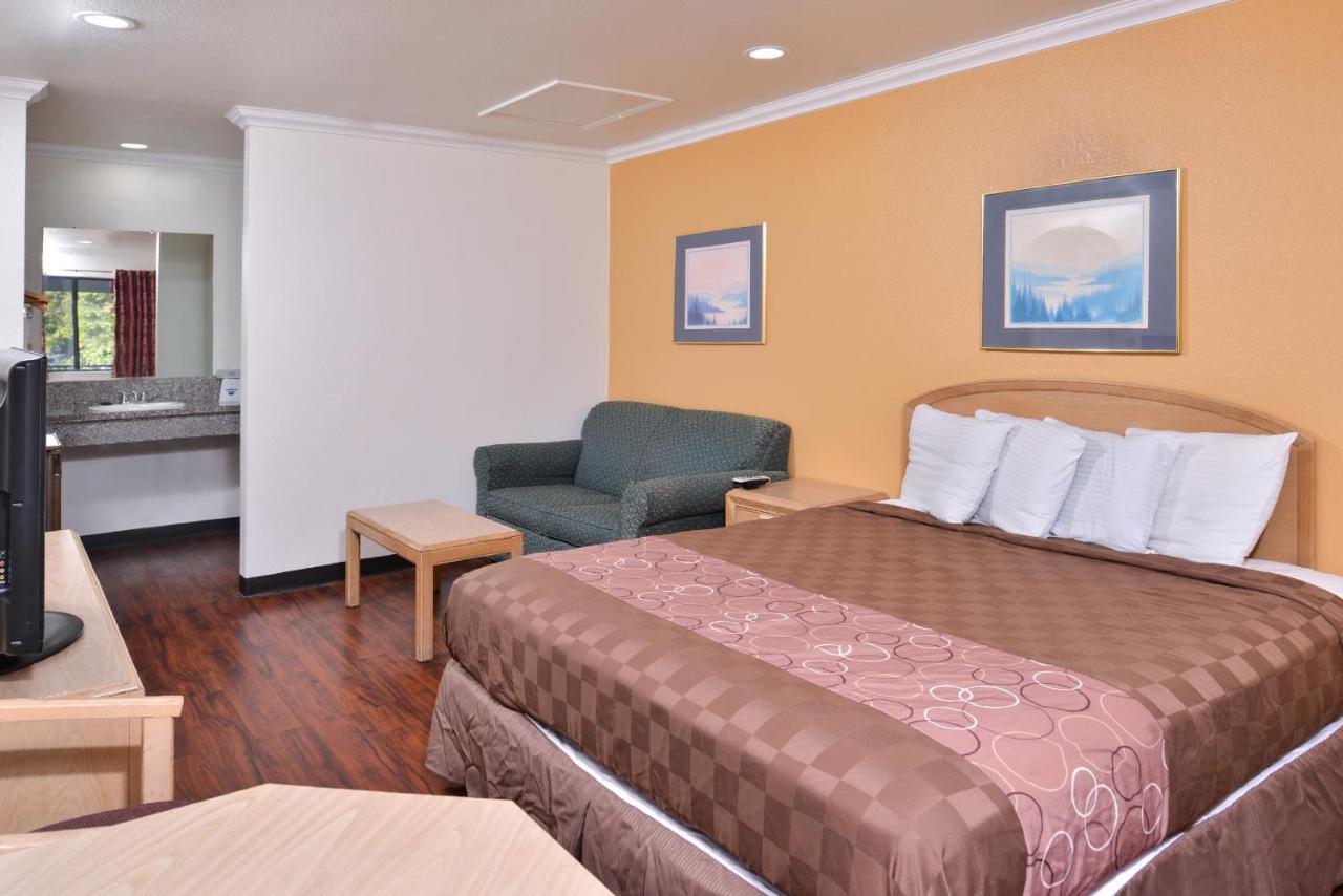 Americas Best Value Inn And Suites Clearlake Eksteriør bilde