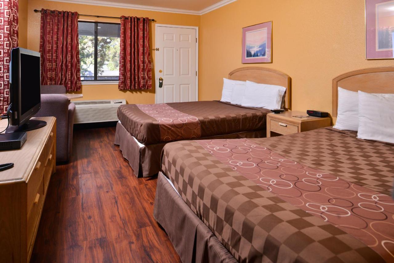 Americas Best Value Inn And Suites Clearlake Eksteriør bilde
