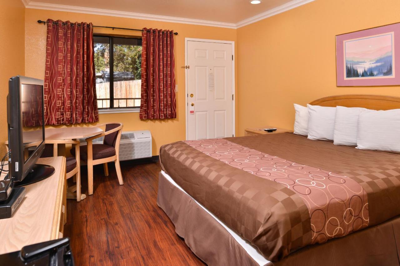Americas Best Value Inn And Suites Clearlake Eksteriør bilde